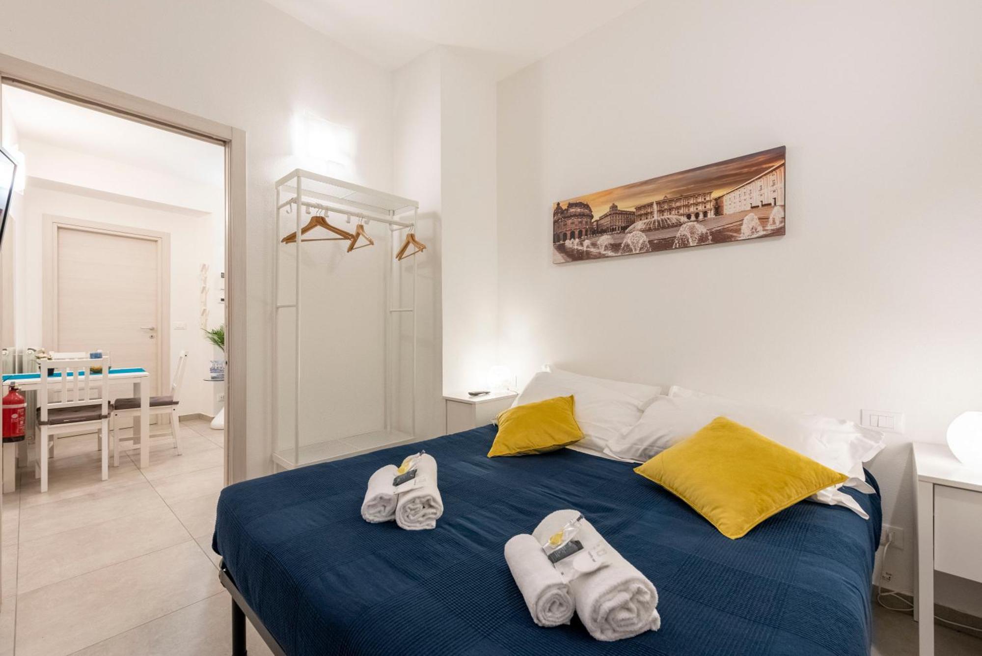 ראפאלו Alla Casa Rosa Al Mare, Central Seafront Stay With Free Private Garage, Air Conditionig, Wi-Fi, Ideal Choice For A Relaxing And Exciting Coastal Escape מראה חיצוני תמונה